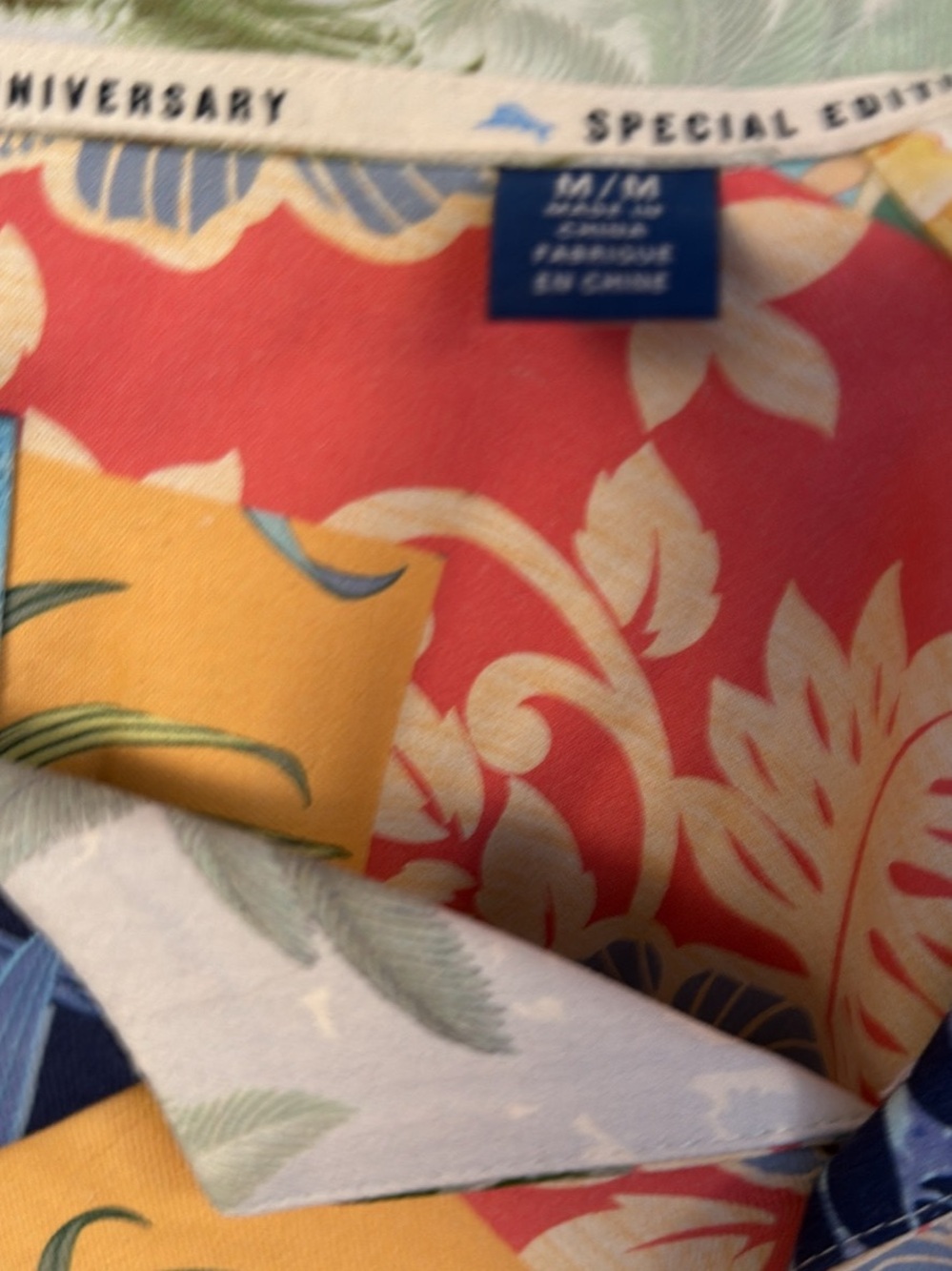 Tommy Bahama 30th Anniversary "Passport to Paradise" Patchwork Silk Shirt - Picture 3 of 6